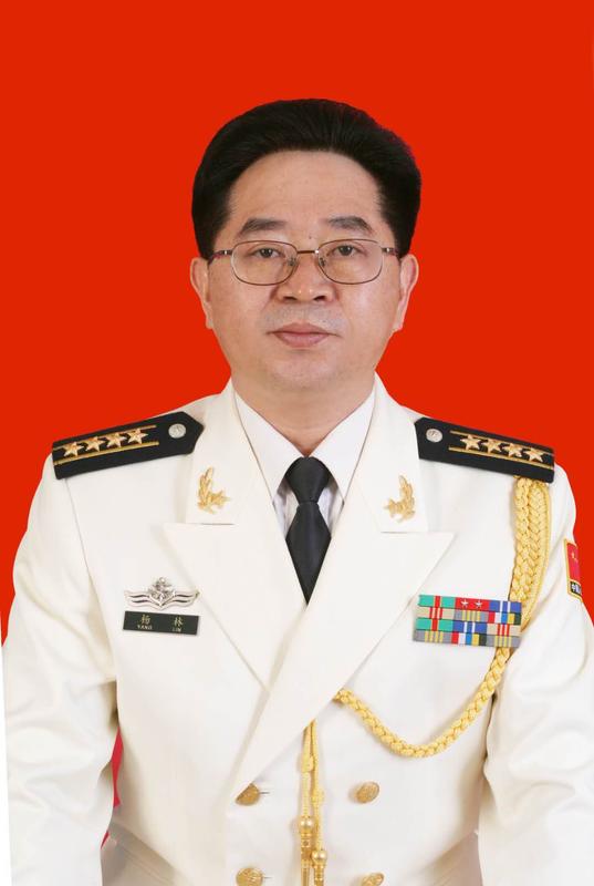 名誉会长:杨林   分享到: 海军审计专家库专家 海军南海舰队退休军官
